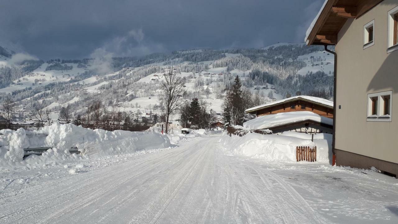 Appartement Heidegger Brixen im Thale Luaran gambar